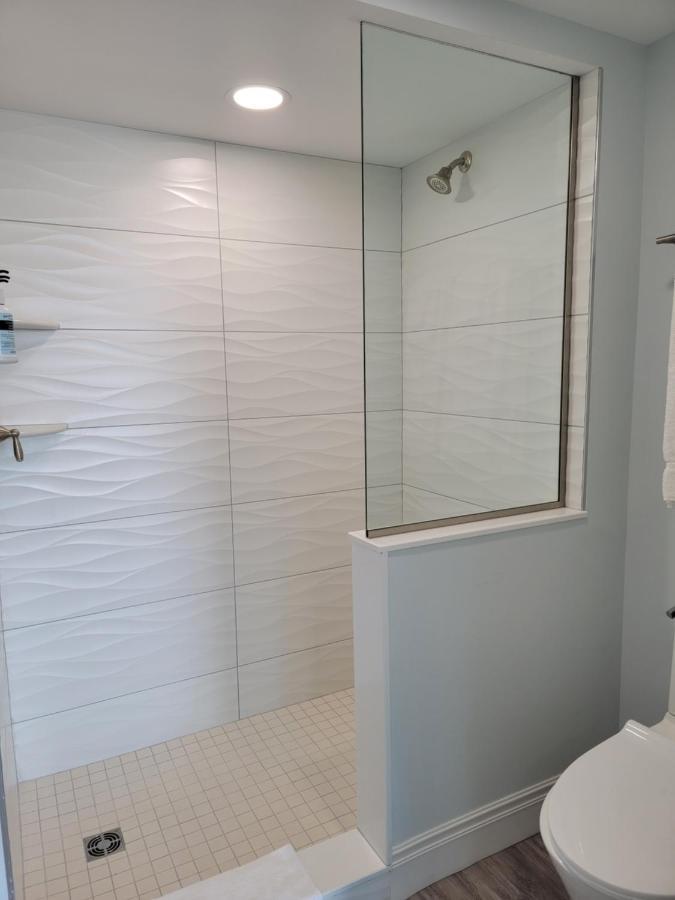 בראדנטון ביץ' Silver Surf Gulf Beach Resort מראה חיצוני תמונה